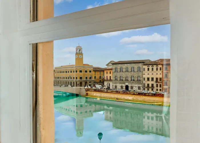 公寓 La Dimora Dell'ussero 比萨